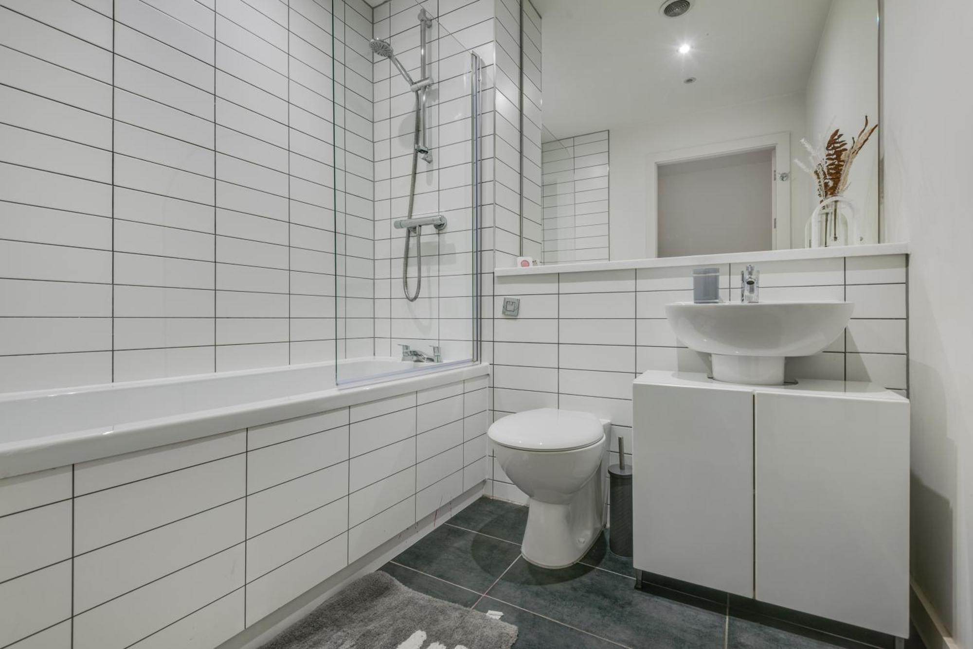 Huge Long Stay Offers! Lux City-Edge Stay! Perfect For Business & Leisure Liverpool Eksteriør billede